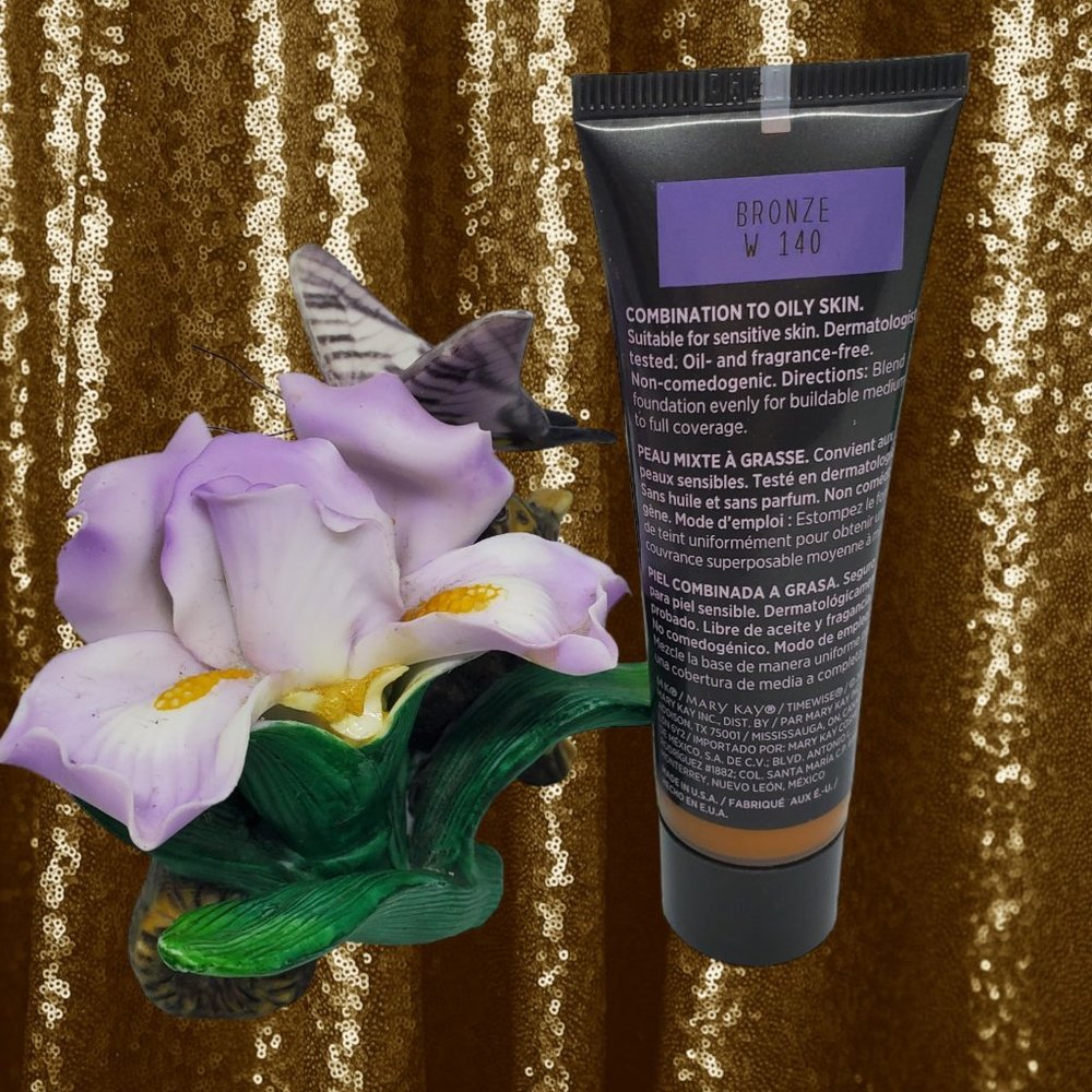 Bronze W 140 (Warm) Matte 3D Foundation - Combo-to-Oily Skin TimeWise…Mary Kay